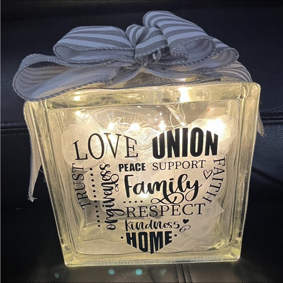 Decorative glass block - Picture 1 of 1